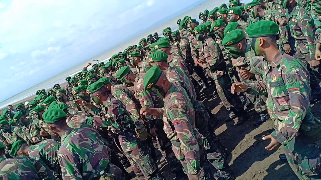 YEL YEL SISWA DODIKLATPUR RINDAM III SILIWANGI DIKJURTAIF 2018