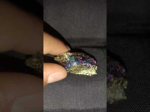 مانوعية هذا الحجر هل هو حجر من ذهب