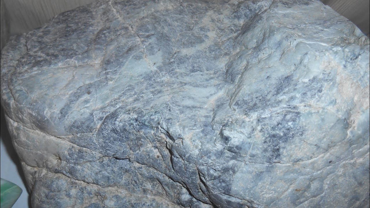 2024年11月20～21日に大きなヒスイを拾いました