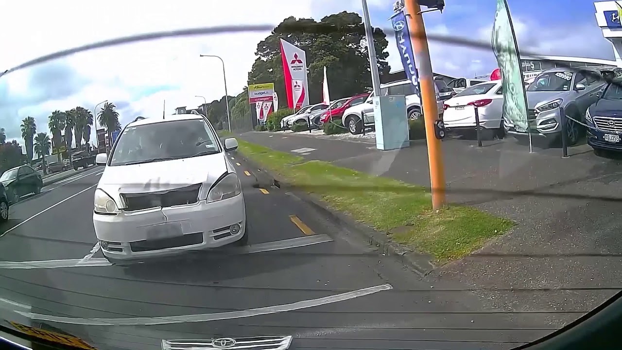 Navman Dash Cam Video 2