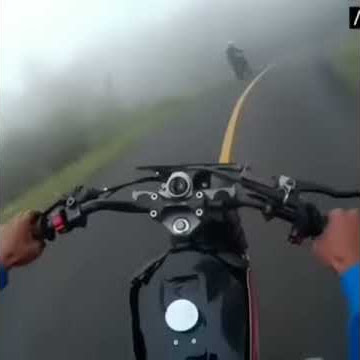 STW Surabaya Bro slow aja gaspol mantap Mei🛵🛵🛵