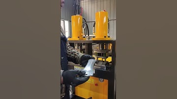 Scaffolding Inclined brace  Scaffolding Pipe End Flattening Hydraulic Punching Machine