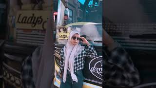 CINEMATIC BUS NAFIT TRANS SEXY YELLOW