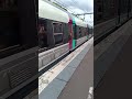Arrivée en trombe d'une rame #mi79 du #rerb en gare d'Antony 💨🚝 #railpassion #trainspotting