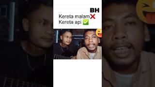 Muka Serius Pas Nyanyi Misterius  vtay4693