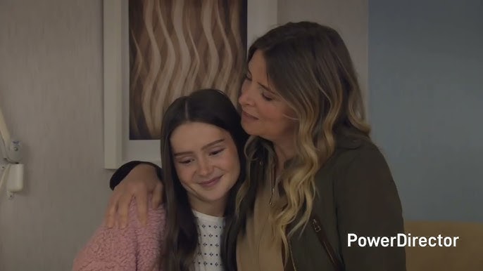Emmerdale - Charity Support Sarah For Her Next Appointment But Then Finds Out About Sarah's Cancer - YouTube