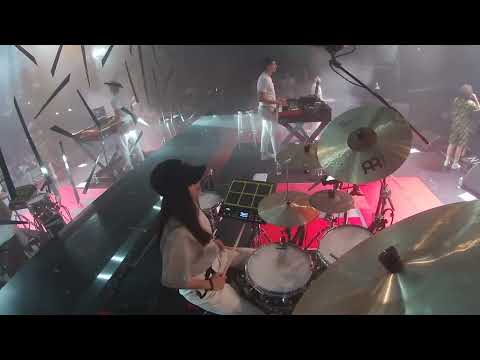 TU MI HAI CAPITO Live - Madame, Sfera Ebbasta - Drum Cam