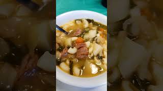 🍲 soup to warm the soul, portuguese kale soup #healthy #foodie #shorts