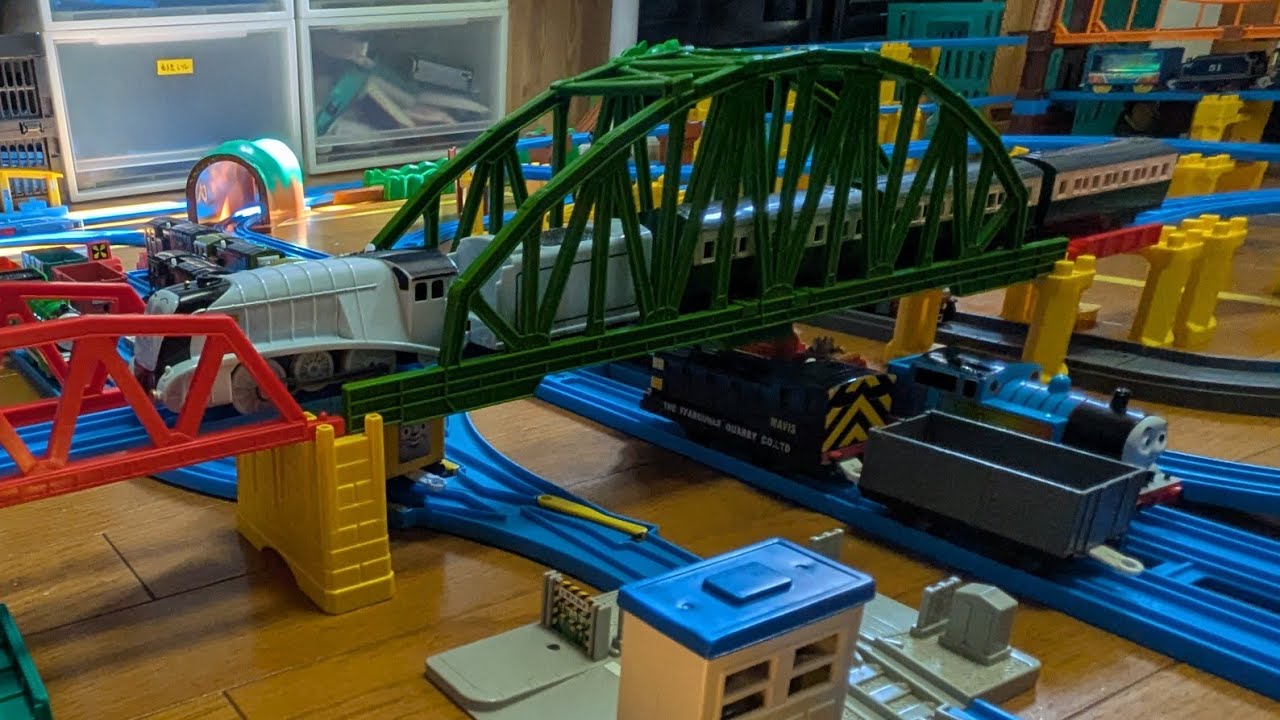 ぐらぐら吊り橋が連続するレイアウト