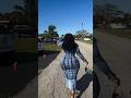 londadagreat voluptuous ebony walking
