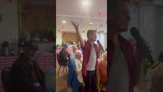 #carehome #dance #elderly #grandparents #care #grandma #love #singer