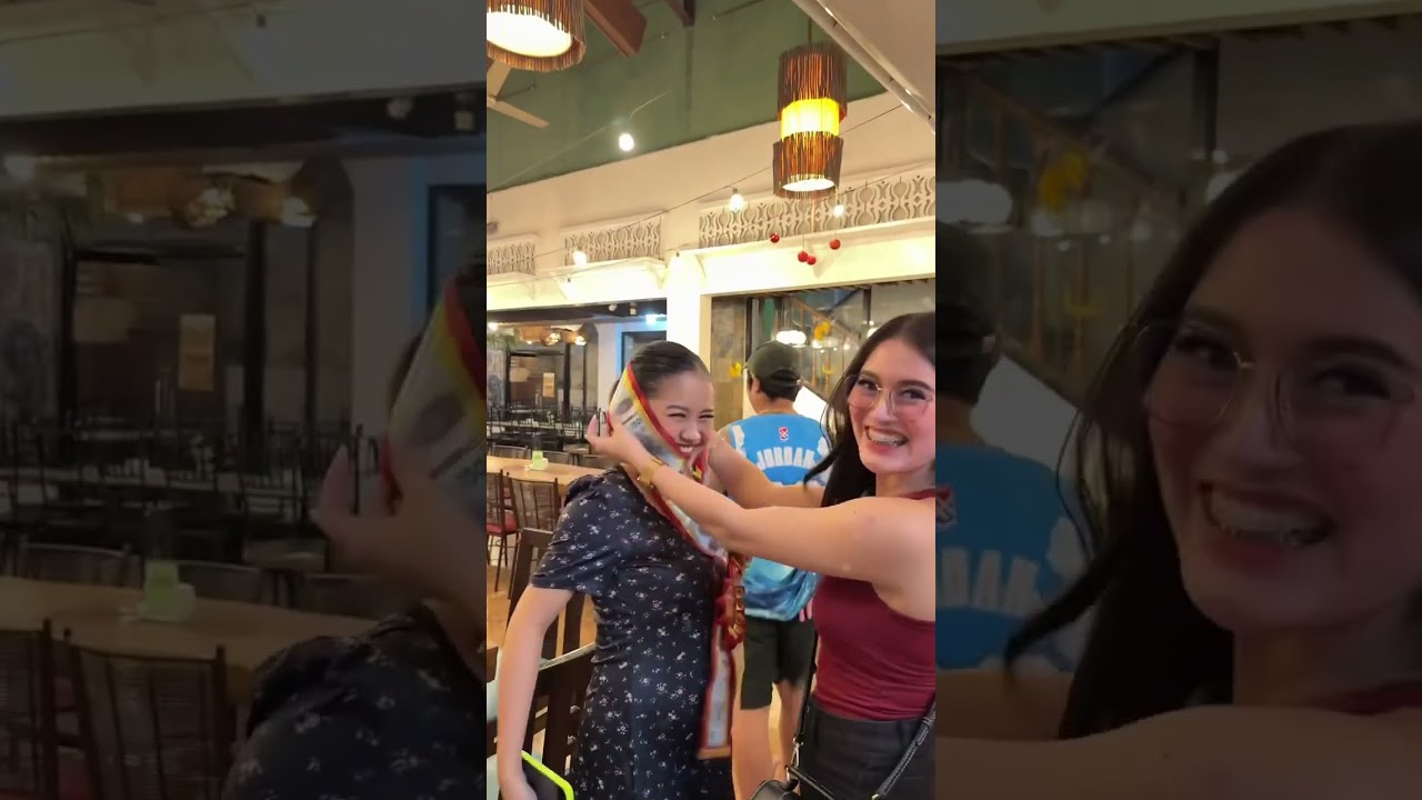 Surprise para sa kapatid ko! 🙈 Sinabitan ko siya ng mga blue bills 💙👩🏻‍🎓