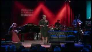 Ariadna Castellanos Y Zara Mcfarlane En Un Lugar Llamado Mundo . C Plus