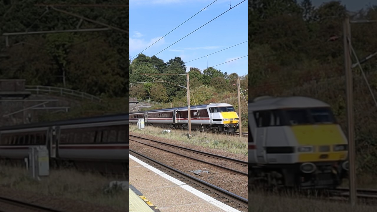 LNER Intercity 225 Set Passing Hadley Wood 