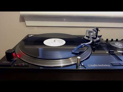 Technosis Featuring The Maniac - State of Flux