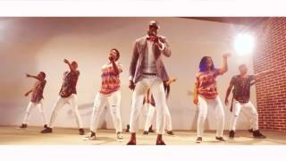LINO VERSACE   DEMAIN C'GATÉ Clip Officiel