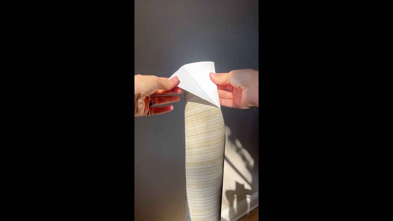 Bedroom Decor with Faux Grasscloth Peel and Stick Wallpaper| Tempaper