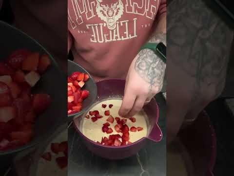 Полуничний пиріг #food #простоісмачно #recipe #cooking #cooking #cake #shorts #пиріг