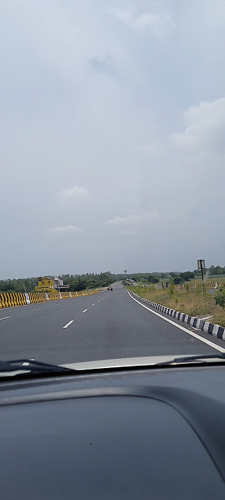 Long journey with 80's classic songs always gives  special feelings #80ssongs #travelsongs #90skids