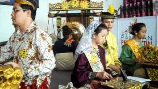 Gamelan Melayu RITMASARI.Pameran Pengantin Malaysia 2011-Shah Alam Convention Centre (SACC)
