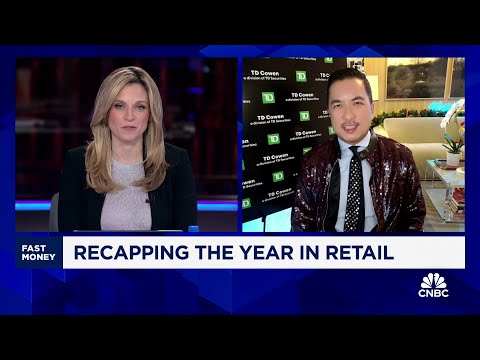 Oliver Chen dari TD Cowen membahas saham ritel yang ia jagokan untuk tahun 2025