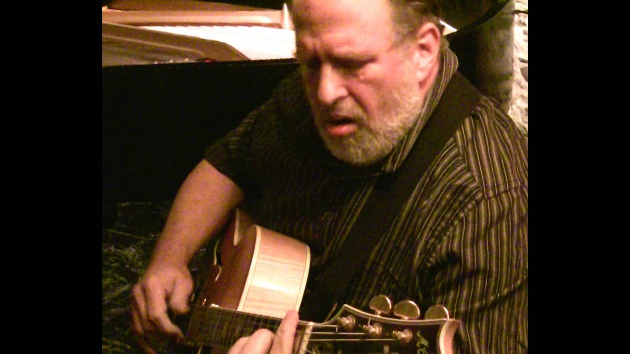 'Bebê' (Hermeto Pascoal) - Saul Rubin - jazz guitar - Nov 22, 2015 Mezzrow jazz club, NYC