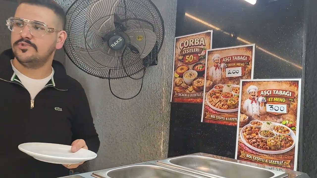 Antalya da Atatürk caddesinde , yol üstünde  hem kaliteli hemde uygun bir lokanta #tavsiye ederim.