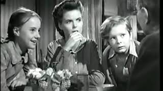 A Tree Grows In Brooklyn 1945 Film   James Gleason, Dorothy McGuire, Joan Blondell