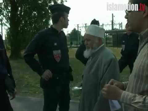Inauguration de la Mosquée d' Argenteuil par François Fillion