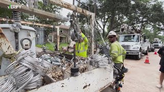 VERIFY: Post claiming power restoration efforts were delayed due to contract negotiations is false