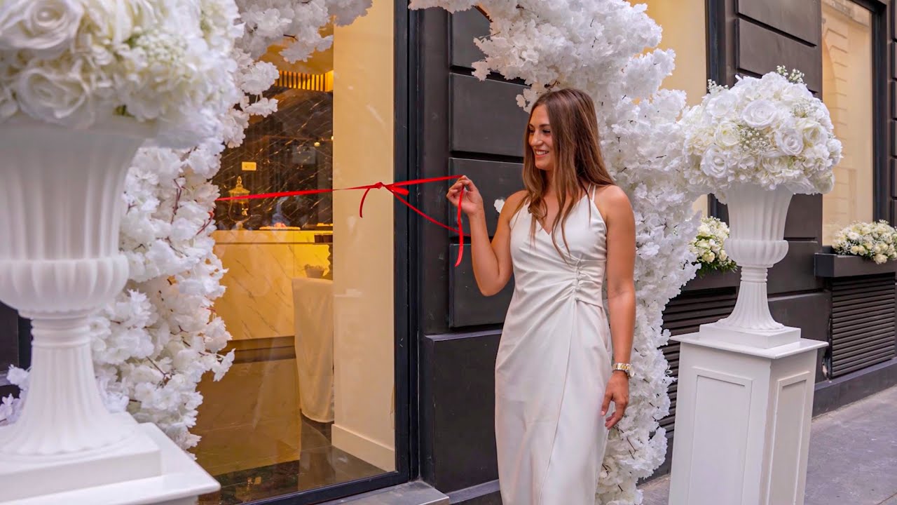 Inauguration du salon "Le Secret Vendôme" à Paris (Maison Liss Paris