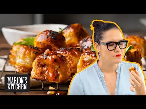 How to Make: Pork and Fennel Sausage Rolls. 