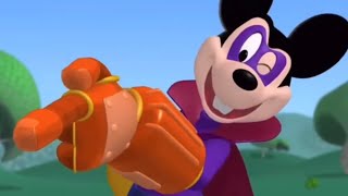 Chuck E. and his pals get ha cha cha-ed