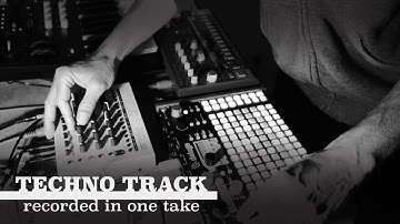 Techno track recorded in one take. Synthstrom Deluge, MFB Tanzmaus, Behringer TD-3, Korg Wavestate