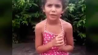 Jogando Desafio Da Garrafa Júlia Heinzen