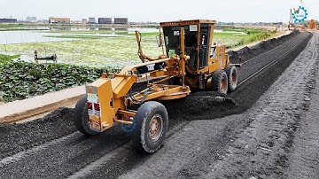 Perfect Operation CAT Grader Spreading Gravel Building Foundation Roads Technical Skills In Action