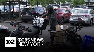Mayor Adams vetoes bills increasing grocery delivery worker pay