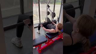 Smith machine- hip thrust