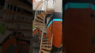 Rock climbing in Novina Square 2