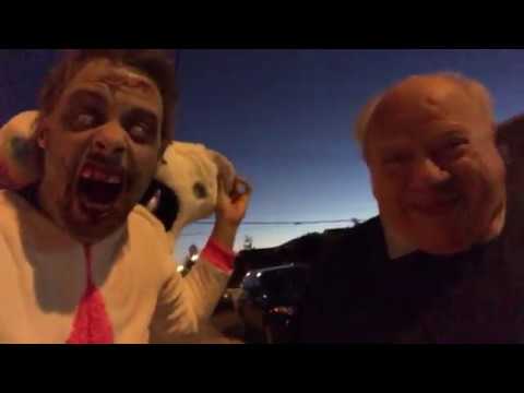 prank call mcdonalds SCARING THE CRAP OUT OF TRICK-OR-TREATERS!!!!