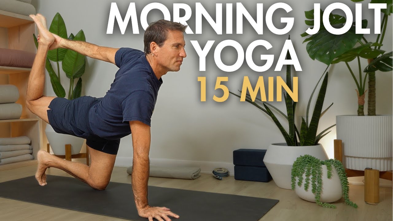 15-минутная утренняя зарядка йогой | Просыпайтесь с энергией и лёгкостью