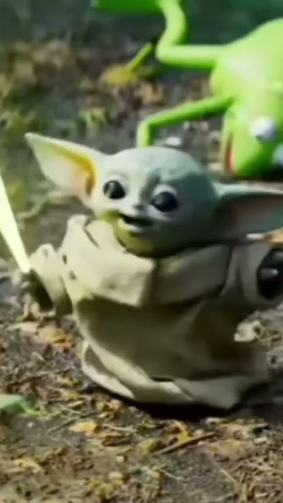 THE Mandalorian and baby yoda reunite! funny dance due #shorts