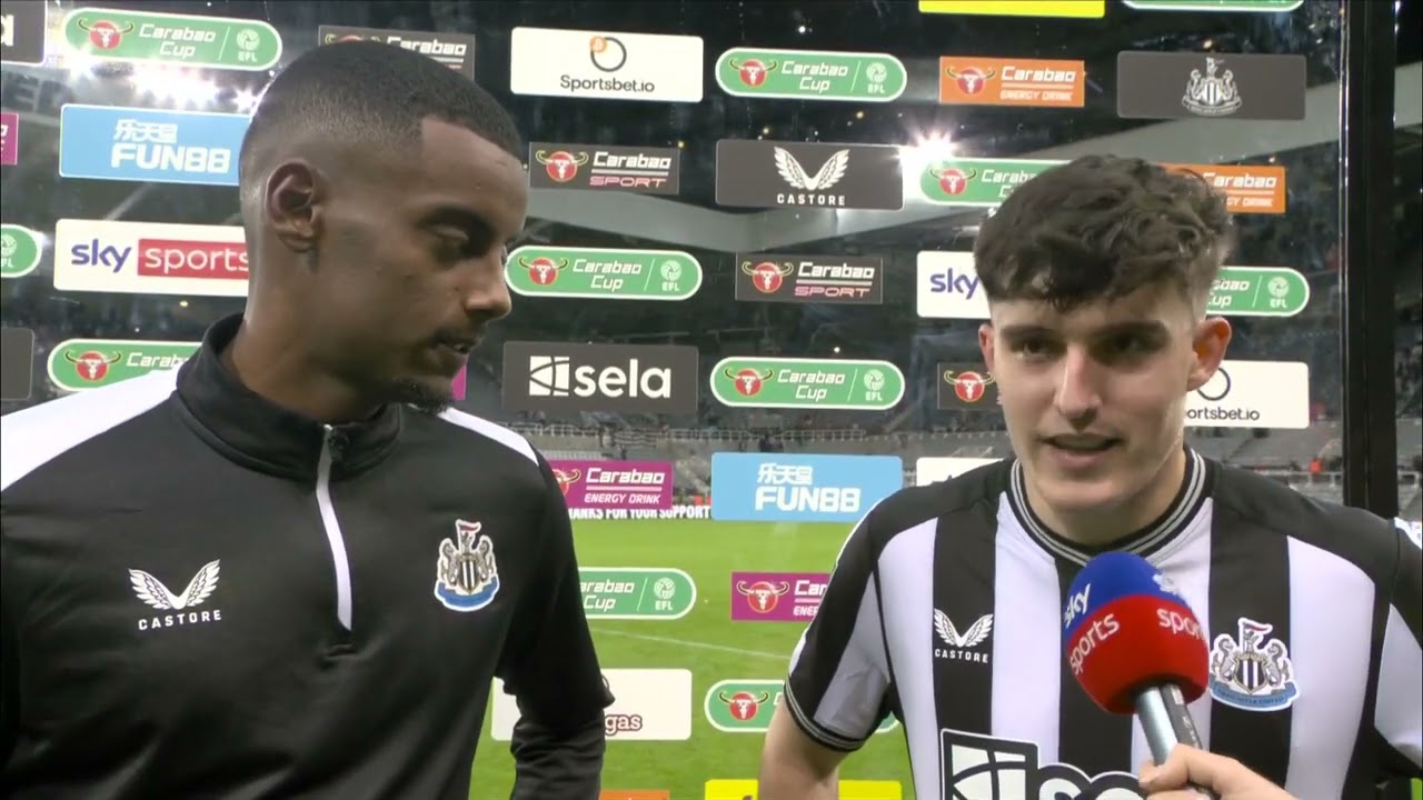 Alexander Isak and Tino Livramento react to Newcastle beating Manchester City in the Carabao Cup