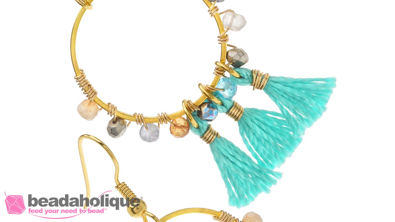 How to Make a Tassel with a Wire Wrapped Band - YouTube