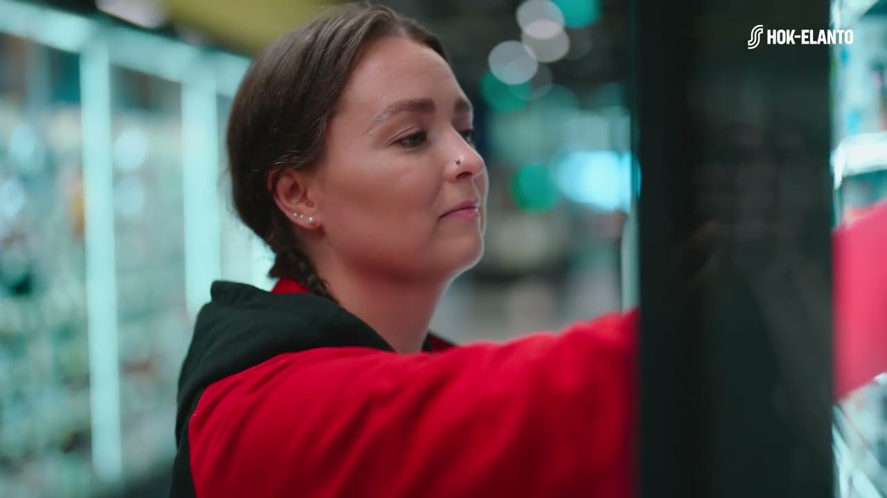 Monican ura HOK-Elannon Alepoissa myyjästä apulaispäälliköksi