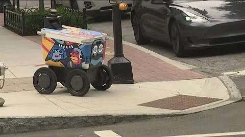 Robo food delivery now available in Atlanta via Uber Eats