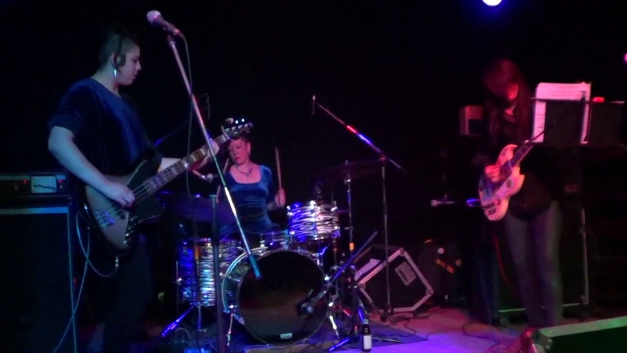 ilustrador e instructor de arte andrew Vampirismo Ilustrado 