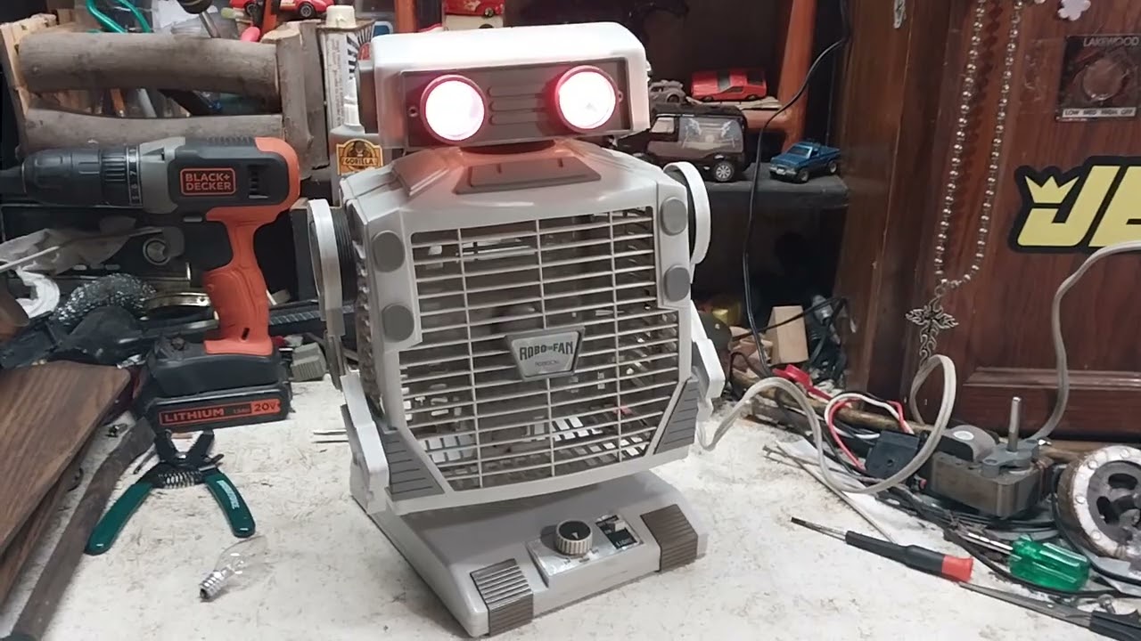 Vintage 1986 Robeson Robo-the-Fan - YouTube