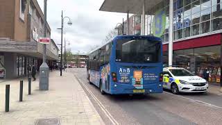METRO BUS ROUTE 3 ARRIVING INTO CRAWLEY TOWN CENTRE
