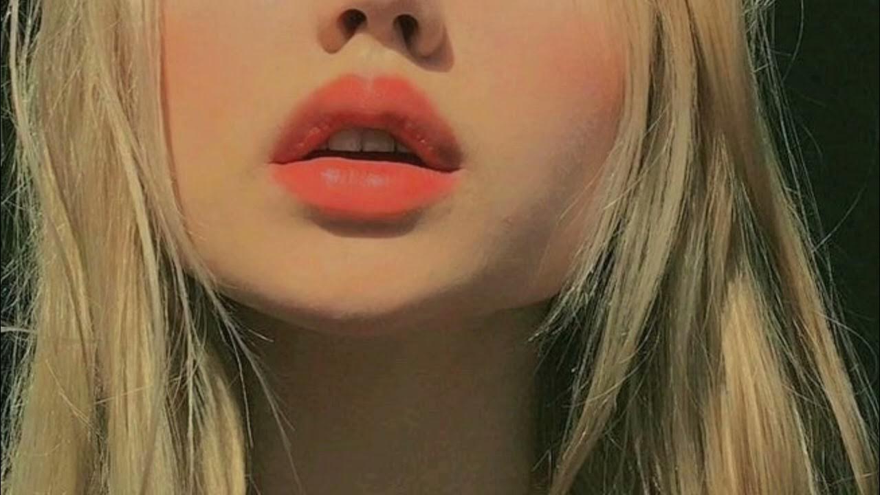 Сигарета в губах девушки. Приложение губы поют. Кто исполняет песню губа на губу. Шарлотт певец 1703. Кто исполняет песню губа на губу.